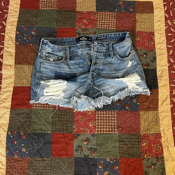 Hollister Blue Distressed Jean Shorts - High Rise Vintage - Waist 29 - Picture 1 of 4